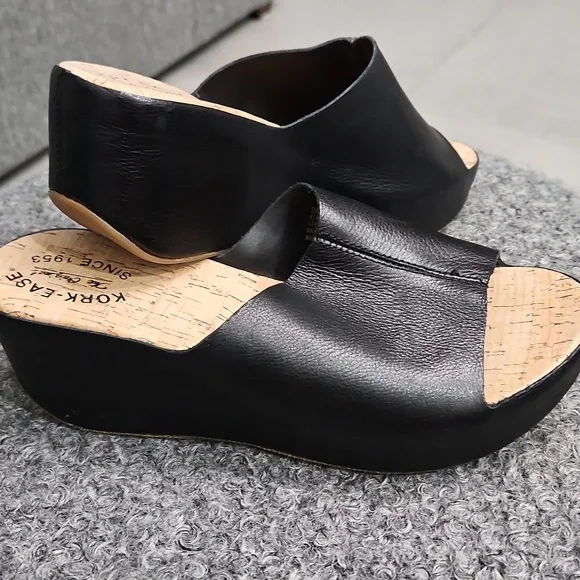 Kork-Ease Mule Sandals - Picture 3 of 6